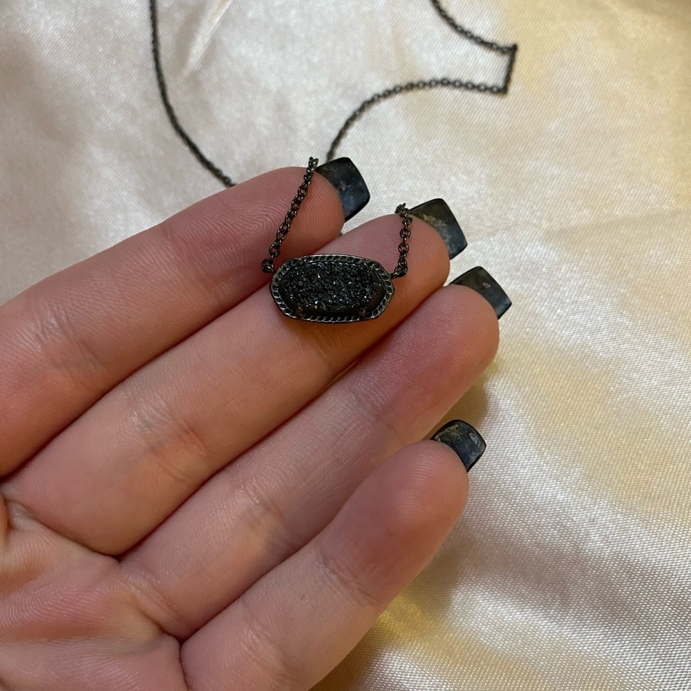 KENDRA SCOTT NECKLACE